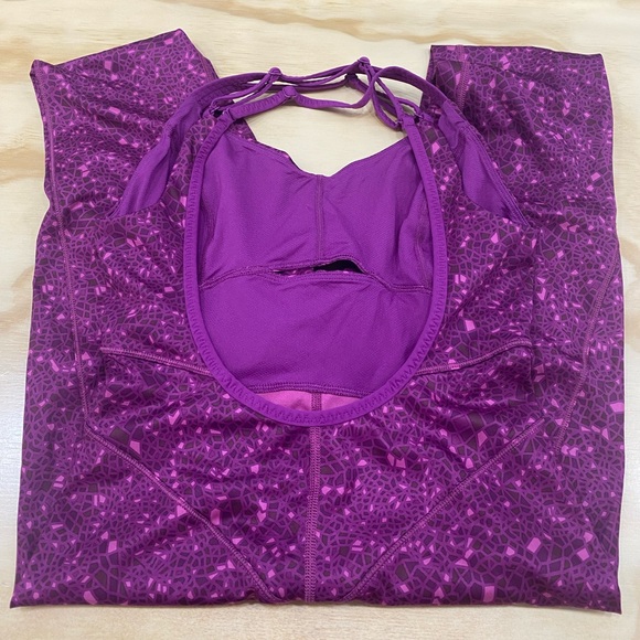 Lululemon onesie /EUC worn fewer than 5 times - Picture 4 of 4